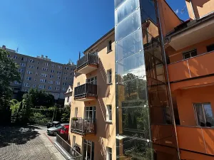 Pronájem kanceláře, Praha - Břevnov, Bělohorská, 15 m2