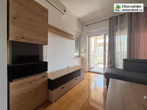 Prodej bytu 4+kk, Novalja, Chorvatsko, 69 m2