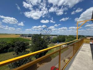 Prodej bytu 3+kk, Pohořelice, Znojemská, 90 m2