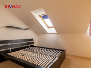 Pronájem rodinného domu, Praha - Újezd nad Lesy, Na Božkovně, 110 m2