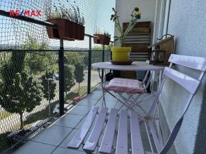 Pronájem bytu 2+kk, Praha - Černý Most, Marešova, 56 m2