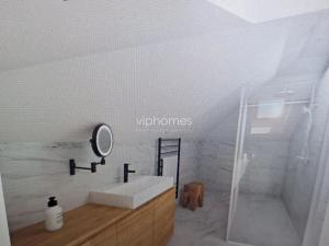 Pronájem bytu 3+1, Praha - Dejvice, Na viničních horách, 137 m2