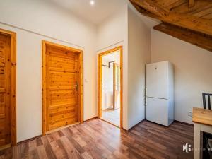 Pronájem bytu 2+1, Květnice, Na Ladech, 45 m2