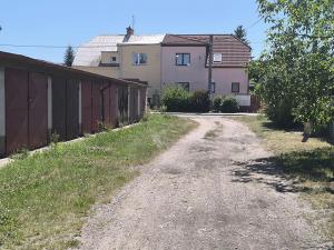 Pronájem garáže, Hradec Králové, Zahrádkářská osada Hradečan, 18 m2