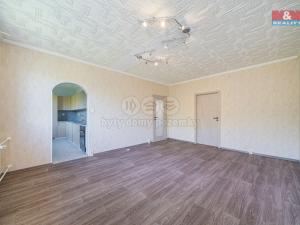 Prodej bytu 3+1, Maletín - Starý Maletín, 68 m2