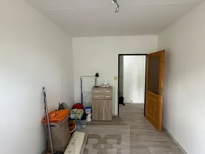 Pronájem bytu 2+kk, Praha - Řepy, Bazovského, 44 m2