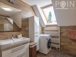 Prodej rodinného domu, Topolany, 206 m2