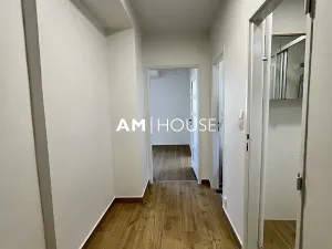 Pronájem bytu 2+1, Praha - Hloubětín, Slévačská, 52 m2