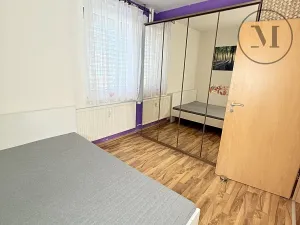 Pronájem bytu 2+kk, České Budějovice, Dlouhá, 40 m2