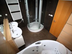Prodej bytu 3+kk, Praha - Prosek, Trmická, 155 m2