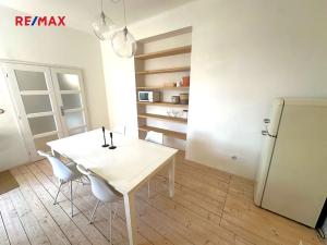 Pronájem bytu 2+kk, Praha - Holešovice, Poupětova, 55 m2