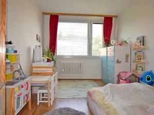 Pronájem bytu 2+kk, Praha - Kobylisy, Jelínkova, 48 m2