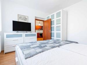 Pronájem bytu 2+kk, Rakovník, Dukel. hrdinů, 44 m2
