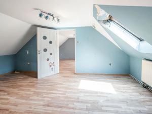 Prodej rodinného domu, Lužná, Komenského, 145 m2