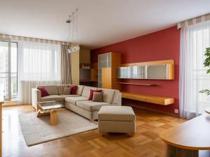 Prodej bytu 2+kk, Praha - Stodůlky, Petržílkova, 73 m2