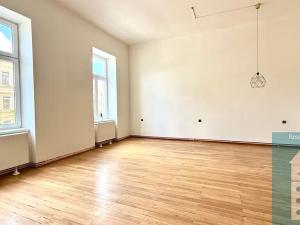 Pronájem bytu 4+1, Kroměříž, 1. máje, 116 m2