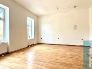 Pronájem bytu 4+1, Kroměříž, 1. máje, 116 m2
