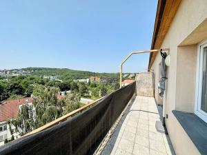 Prodej bytu 2+kk, Praha - Radlice, Na Farkáně III, 70 m2