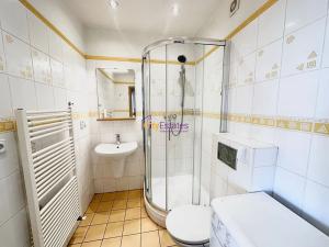 Prodej bytu 2+kk, Praha - Radlice, Na Farkáně III, 70 m2