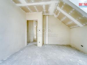 Prodej rodinného domu, Lužany, 144 m2