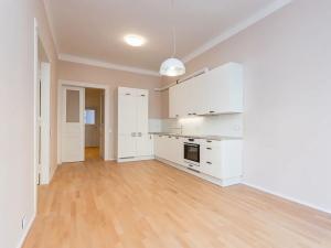 Pronájem bytu 3+1, Praha - Dejvice, Kafkova, 102 m2