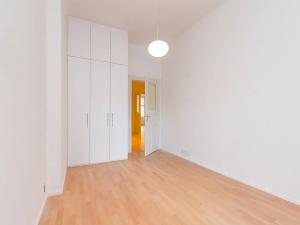 Pronájem bytu 3+1, Praha - Dejvice, Kafkova, 102 m2