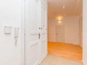 Pronájem bytu 3+1, Praha - Dejvice, Kafkova, 102 m2