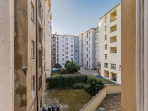 Pronájem bytu 3+1, Praha - Dejvice, Kafkova, 102 m2