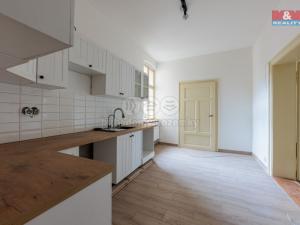 Prodej činžovního domu, Nejdek, náměstí Karla IV., 766 m2