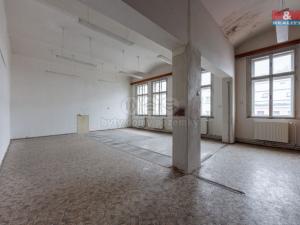 Prodej činžovního domu, Nejdek, náměstí Karla IV., 766 m2