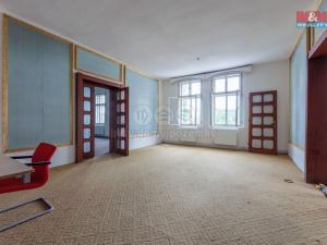 Prodej činžovního domu, Nejdek, náměstí Karla IV., 766 m2
