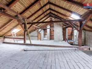 Prodej činžovního domu, Nejdek, náměstí Karla IV., 766 m2