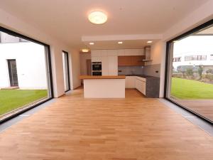 Pronájem rodinného domu, Praha - Horní Měcholupy, U Golfu, 169 m2