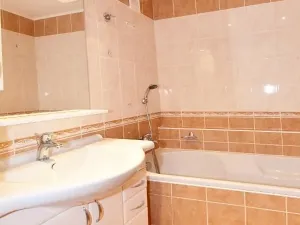 Pronájem bytu 2+1, Chomutov, Kamenný vrch, 58 m2