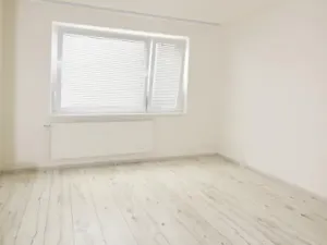 Pronájem bytu 2+1, Chomutov, Kamenný vrch, 58 m2