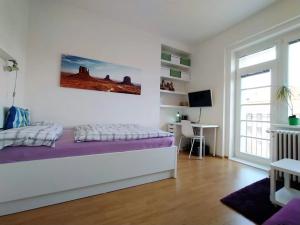 Pronájem bytu 1+1, Praha - Košíře, Prachnerova, 25 m2