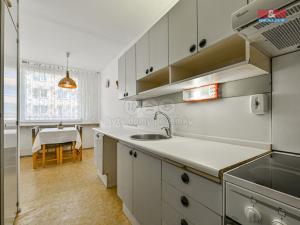 Pronájem bytu 4+1, Benešov, Vlašimská, 87 m2