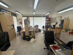 Pronájem obchodního prostoru, Praha - Prosek, Na Prosecké vyhlídce, 87 m2