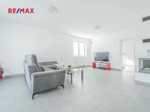 Prodej rodinného domu, Kladno, Jiřího Koláře, 217 m2