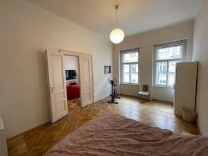 Pronájem bytu 4+1, Praha - Smíchov, Na bělidle, 109 m2