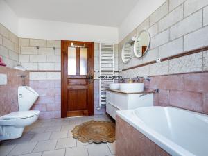 Prodej rodinného domu, Tuhaň, 99 m2