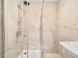 Prodej bytu 2+1, Znojmo, Pražská sídl., 53 m2