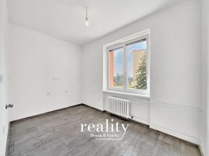 Prodej bytu 2+1, Znojmo, Pražská sídl., 53 m2