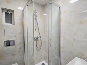 Prodej ubytování, Praha - Vršovice, Kodaňská, 92 m2