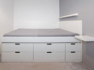Pronájem bytu 2+kk, Praha - Kamýk, Krhanická, 43 m2