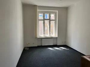 Pronájem kanceláře, Praha - Žižkov, Tovačovského, 68 m2