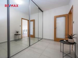 Prodej bytu 2+kk, Praha - Stodůlky, Svitákova, 54 m2
