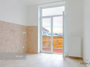 Prodej bytu 3+1, Janovice nad Úhlavou, Rozvojová zóna, 100 m2