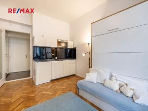 Prodej bytu 1+kk, Praha - Holešovice, Šimáčkova, 24 m2