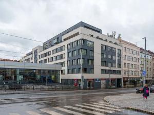 Pronájem bytu 1+kk, Praha - Vysočany, Bassova, 28 m2